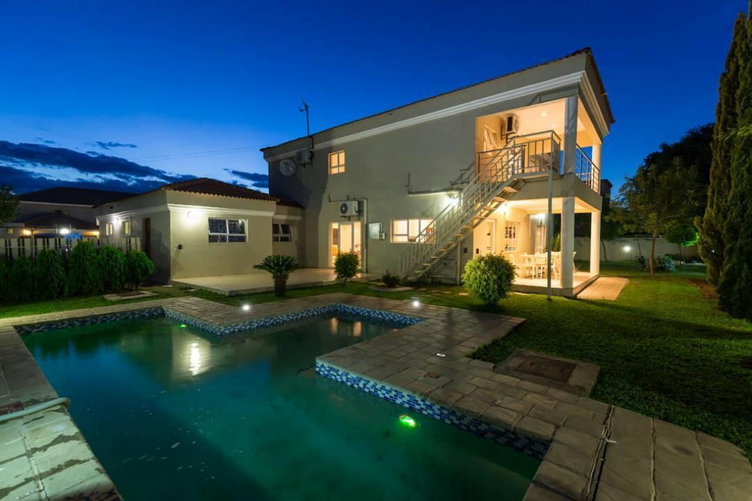 The Studio Guesthouse Gaborone Ngoại thất bức ảnh
